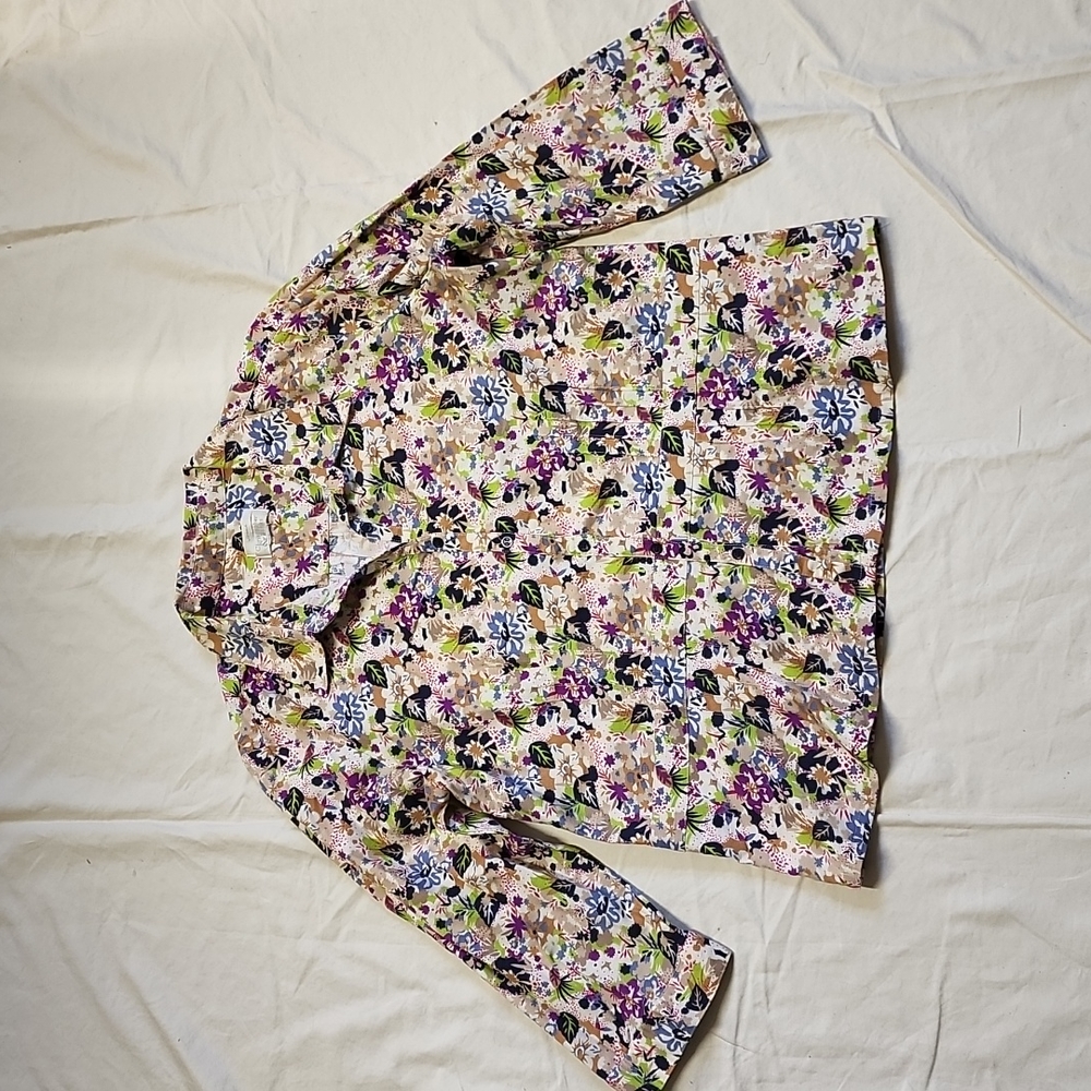 ☀️Christopher & Banks floral 3/4 sleeve Shirt☀️